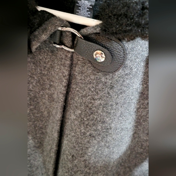 Modena one size fits all cape - Picture 4 of 5